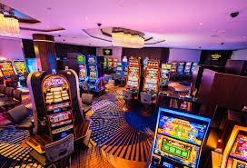 Meja Texas Hold'em Bonus live di platform kiss toto dengan dealer profesional